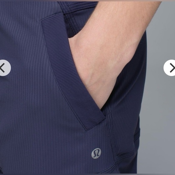 Lululemon Studio Crop *No
Liner Cadet Blue Size 10 NWT - Picture 6 of 16